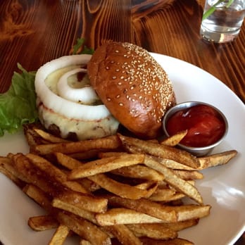 Marble + Rye - Best Most Tasty Burger in Buffalo! $15 but worth Every cent - Cocktail Bars Near Me - Buffalo, New York