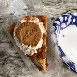 Heavenly Cupcakes By April - Biscoff cookie cheesecake
