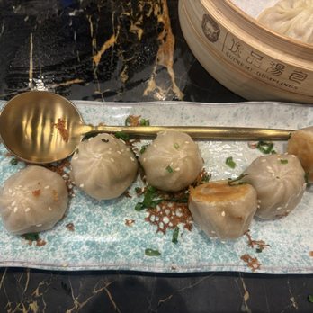 Supreme Dumplings - Fried dumplings with soup inside - Shanghainese Near Me - Honolulu, Hawaii