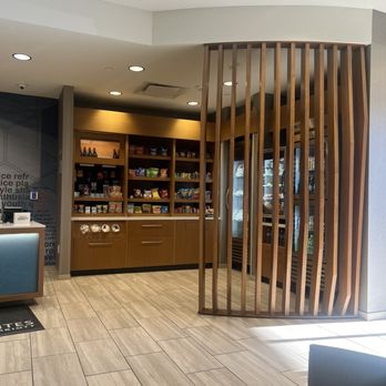SpringHill Suites by Marriott Charlotte Airport Lake Pointe - Snack bar - Hotels Near Me - Charlotte, North Carolina SpringHill Suites by Marriott Charlotte Airport Lake Pointe - Snack bar - Hotels Near Me - Charlotte, North Carolina