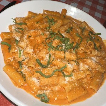 Brooklyn Roots Italian - Rigatoni vodka - Italian Near Me - Brooklyn, New York Brooklyn Roots Italian - Rigatoni vodka - Italian Near Me - Brooklyn, New York