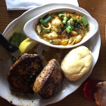 Chimes Restaurant - Pork chops w/ mac and cheese and a roll - Southern Near Me - Baton Rouge, Louisiana Chimes Restaurant - Pork chops w/ mac and cheese and a roll - Southern Near Me - Baton Rouge, Louisiana