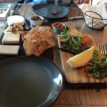 Casa Vasco - 2016- amazing cheese flight - Portuguese Near Me - Porto, 13
