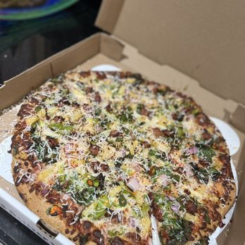 Upper Crust Pizza - Whole wheat Build-A-Pizza - Pizza Near Me - Santa Fe, New Mexico