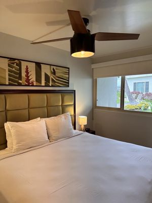 Maui Seaside Hotel by null