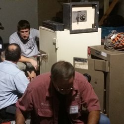 Albany Lock & Safe - Dallas TX, Safe service classes November 2015.