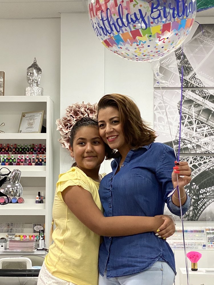 LA DIVA NAILS - Updated May 2024 - 21 Photos & 11 Reviews - 2814 Lee Blvd, Lehigh Acres, Florida