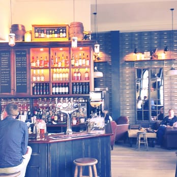 Bakers Vaults - Pubs Near Me - Stockport, XGM