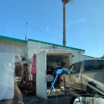 Sinclair Gas & Dino Mart - a car in a garage - Gas Stations Near Me - Los Angeles, California Sinclair Gas & Dino Mart - a car in a garage - Gas Stations Near Me - Los Angeles, California