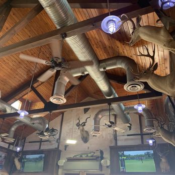 Choke Canyon Bar-B-Q - Cool indoor vibe. Great music & fun atmosphere. - Barbeque Near Me - Whitsett, Texas Choke Canyon Bar-B-Q - Cool indoor vibe. Great music & fun atmosphere. - Barbeque Near Me - Whitsett, Texas