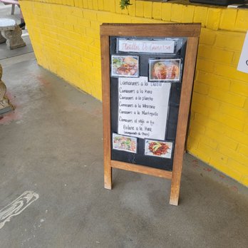 Roberta's Taqueria - Specials - Mexican Near Me - Williams, California Roberta's Taqueria - Specials - Mexican Near Me - Williams, California