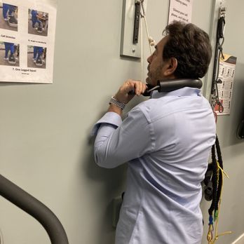 LA Functional Neurology - Dr. James demonstrating a home workout/stretching routine. - Chiropractors Near Me - Los Angeles, California