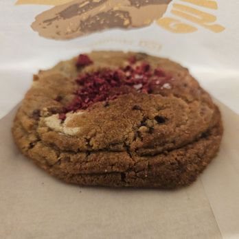 Chunky - 11-4-24. White Chocolate Raspberry - Food Trucks Near Me - Laie, Hawaii