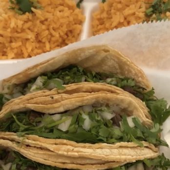Bien Chido - Carne asada 3 Tacos with Arroz, Frijoles Combo - Mexican Near Me - Plantation, Florida