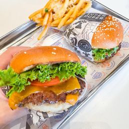 MINI BURGER, SUPER BURGER, GARLIC FRIES MINI BURGER, SUPER BURGER, GARLIC FRIES