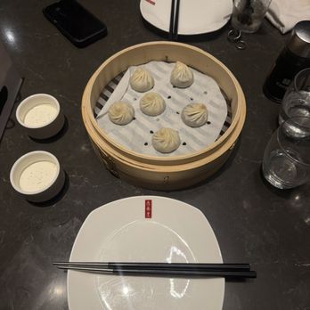 Din Tai Fung - Chocolate & Mochi Xiao Long Bao (6 each) - Taiwanese Near Me - Arcadia, California Din Tai Fung - Chocolate & Mochi Xiao Long Bao (6 each) - Taiwanese Near Me - Arcadia, California