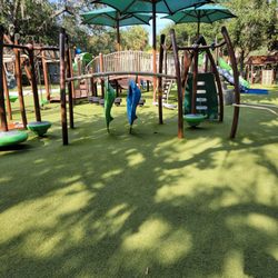 Largo Central Park - Toddler climbing equipment