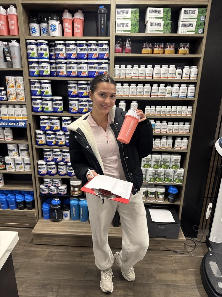 Nutrishop Santa Monica Logo