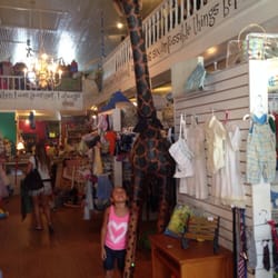 CopyCat Consignments - The front room/ downstairs area