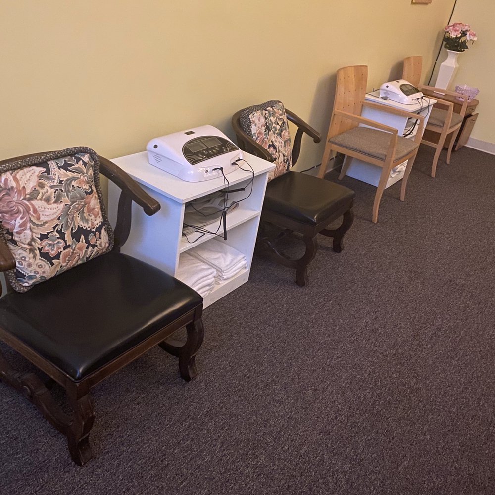 Mayflower Spa, Escondido Roadtrippers