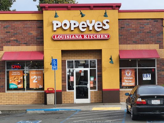 Popeyes Louisiana Kitchen by null