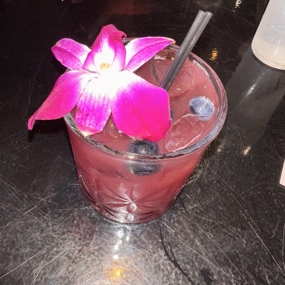 Besties Table - Blueberry Boss - Breakfast & Brunch Near Me - Indianapolis, Indiana Besties Table - Blueberry Boss - Breakfast & Brunch Near Me - Indianapolis, Indiana