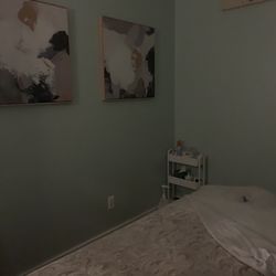 Bamboo Beauty & Wellness - Cozy massage room