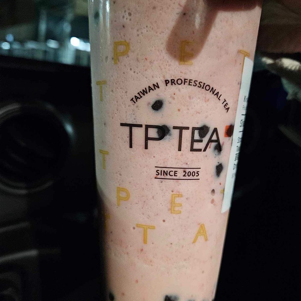 TP Tea - Strawberry green milk tea - Bubble Tea Near Me - Flushing, New York TP Tea - Strawberry green milk tea - Bubble Tea Near Me - Flushing, New York
