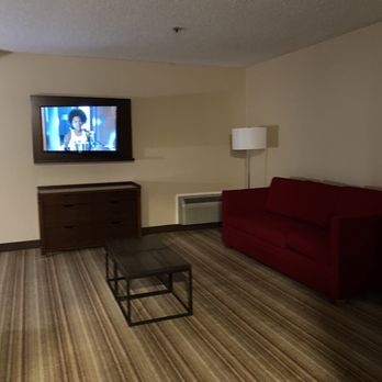 Four Points by Sheraton Pleasanton - Seating area - Hotels Near Me - Pleasanton, California Four Points by Sheraton Pleasanton - Seating area - Hotels Near Me - Pleasanton, California