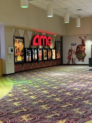 AMC River East 21 by null
