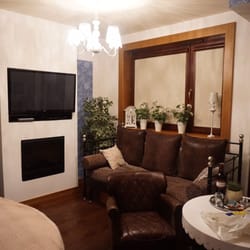 Parkside - Seating & TV