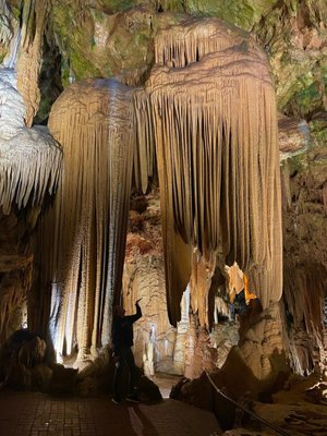 Luray Caverns by null