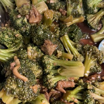 China Palace - Beef Broccoli - Chinese Near Me - Stockton, California China Palace - Beef Broccoli - Chinese Near Me - Stockton, California