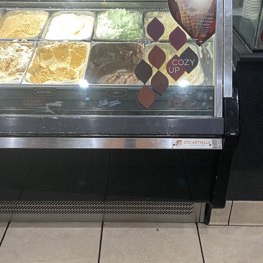 Cold Stone Creamery - Roach - Ice Cream & Frozen Yogurt Near Me - Chesapeake, Virginia