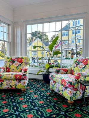 Hotel Iroquois by null