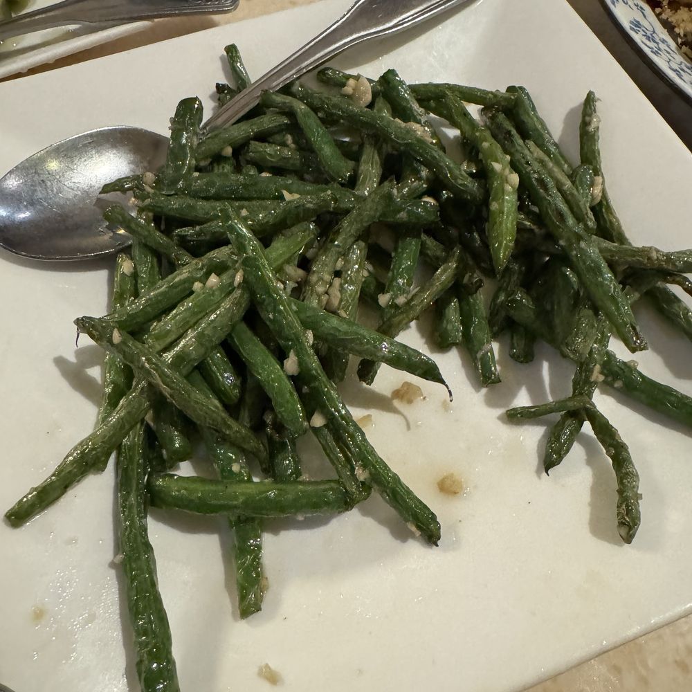 Shanghai Bun Dynasty - Stir-Fried Garlic Flavored String Beans - Shanghainese Near Me - Cupertino, California
