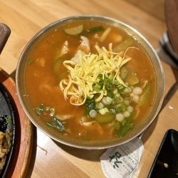 Daesung Korean Noodle - Dak Ulken Sujebi (spicy chicken wide noodle)