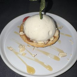 Pear tart