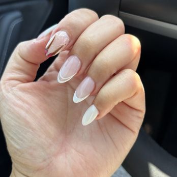 Luv  Nails - Nail Salons Near Me - Orange, California