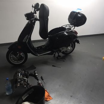 Wrench Riders - New battery and tune up on a beautiful Vespa - Motorcycle Repair Near Me - Miami Beach, Florida Wrench Riders - New battery and tune up on a beautiful Vespa - Motorcycle Repair Near Me - Miami Beach, Florida
