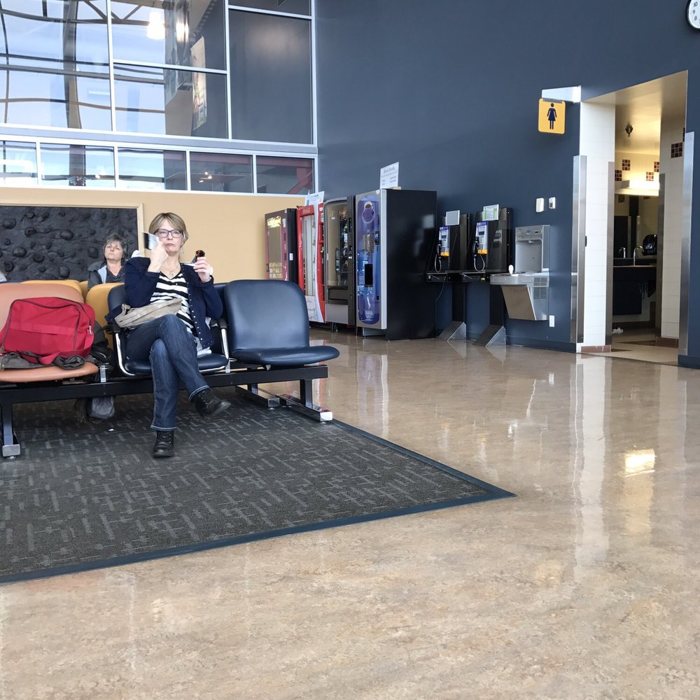 Comox Valley Airport YQQ - Vending machines - Airports Near Me - Comox, British Columbia Comox Valley Airport YQQ - Vending machines - Airports Near Me - Comox, British Columbia