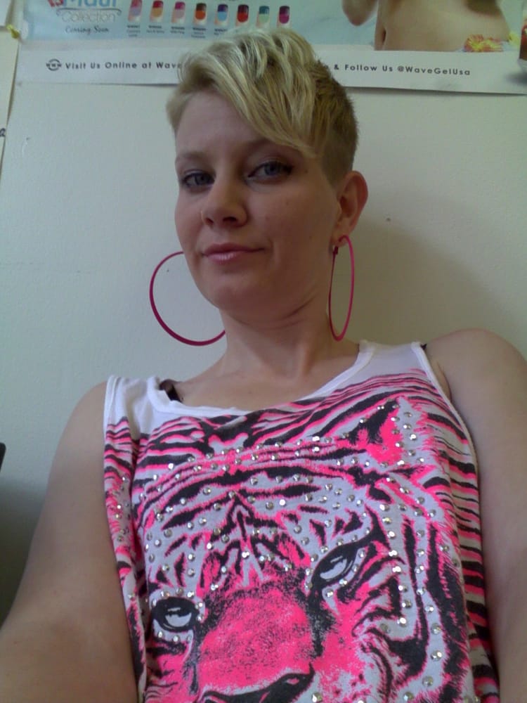 SUPERCUTS Updated September 2024 16 Reviews 219 S Highland Ave