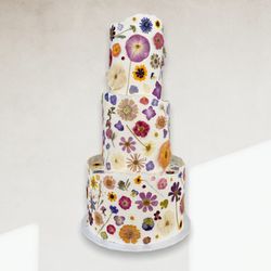 Dry pressed flowers 3 tiers cake