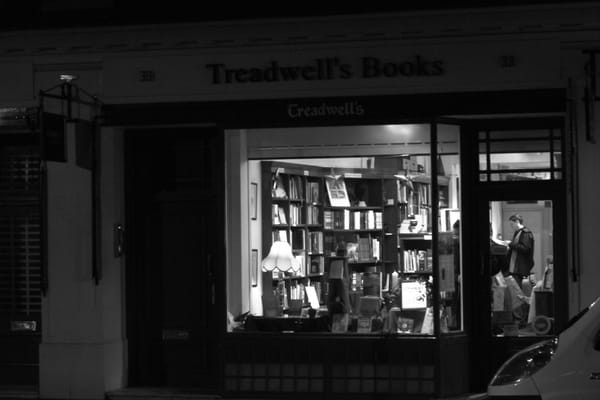 Treadwell's Books by null