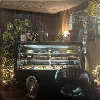 Pineapple Eddie Southern Bistro - Front waiting area - Southern Near Me - Erie, Pennsylvania