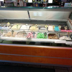 Eiscafé Venezia - Hausgemachte Eis