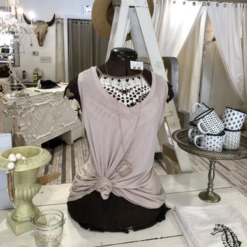 GLAM - One of our many cute outfits ! Get it girl ...... - Cosmetics & Beauty Supply Near Me - Mansfield, Ohio GLAM - One of our many cute outfits ! Get it girl ...... - Cosmetics & Beauty Supply Near Me - Mansfield, Ohio