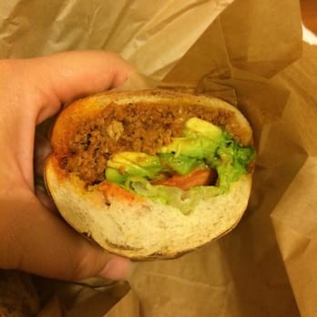 EARL Kaimuki - Chorizo - Sandwiches Near Me - Honolulu, Hawaii