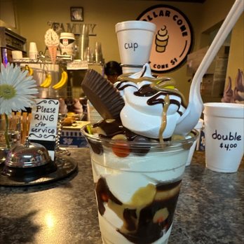 Dollar Cone - Reese's peanut butter cup sundae - Ice Cream & Frozen Yogurt Near Me - Mineral Springs , North Carolina Dollar Cone - Reese's peanut butter cup sundae - Ice Cream & Frozen Yogurt Near Me - Mineral Springs , North Carolina