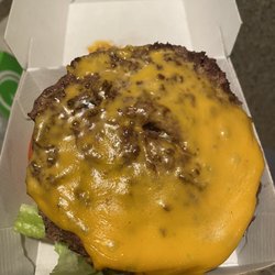 Wahlburgers @ Hy-Vee - no bun